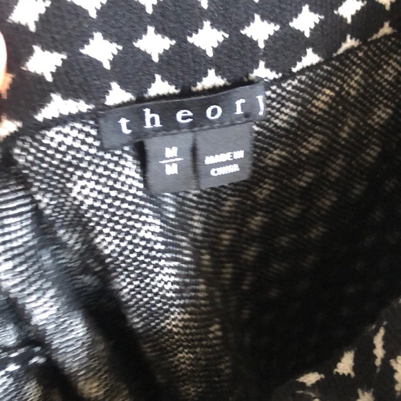 Like new theory cotton black and white skirt - Picture 2 of 2